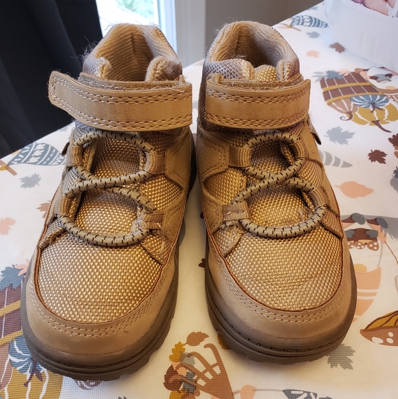 Carter Boots - Picture 2 of 3